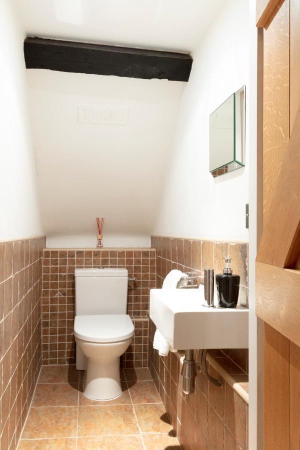 Вилла Luxury Eton House, 5 Minute Walk To Windsor Castle Экстерьер фото
